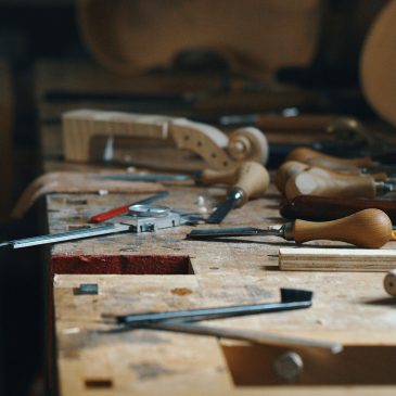 Crafting the Perfect Guitar; How Choosing the Right Wood Makes All the Difference