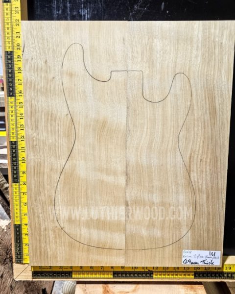 White Limba / Korina Two Piece Body Blank 161