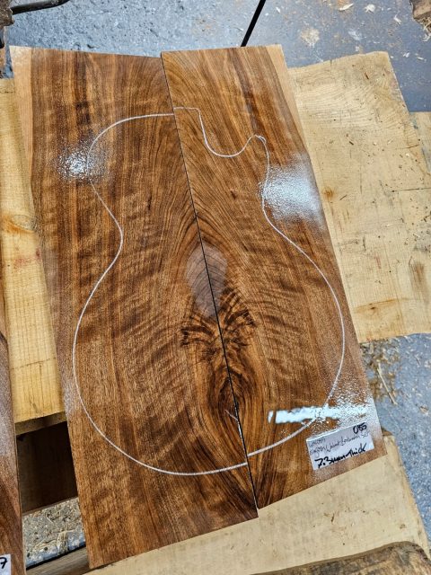 Ripple English Walnut Bookmatched Set #085