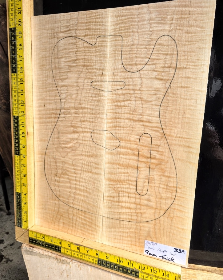 Flame Soft Maple body top材 Flame Maple Guitar Top Set 339 | Luthierwood & Artisan Supplies