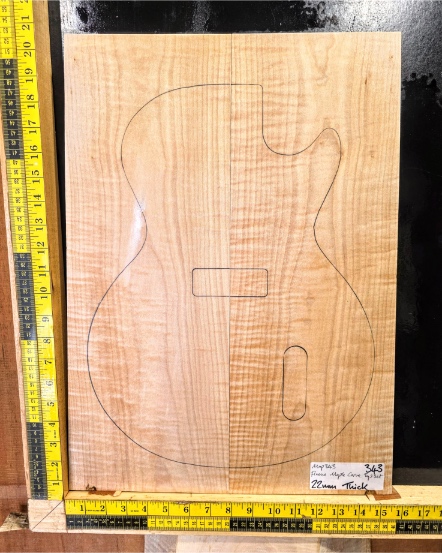 Flame Maple Carve Top Set