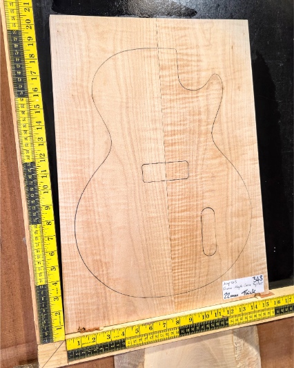 Flame Maple Carve Top Set